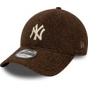 petten-gebogen-bruin-snapback-9forty-winter-borg-van-new-york-yankees-mlb-van-new-era