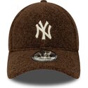 petten-gebogen-bruin-snapback-9forty-winter-borg-van-new-york-yankees-mlb-van-new-era