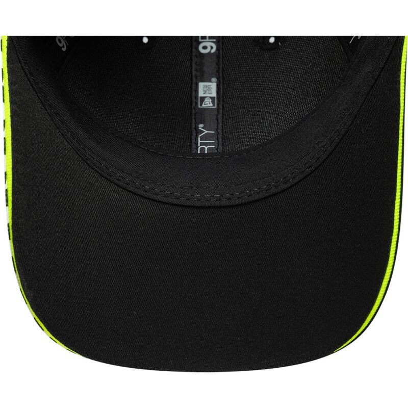 petten-gebogen-zwart-verstelbaar-9forty-m-crown-check-van-valentino-rossi-vr46-motogp-van-new-era