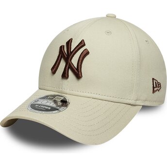 Petten gebogen beige snapback 9FORTY M-Crown van New York Yankees MLB van New Era
