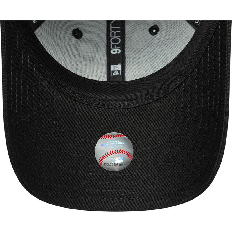 petten-gebogen-zwart-verstelbaar-voor-kinderen-9forty-fruit-icon-apple-van-new-york-yankees-mlb-van-new-era