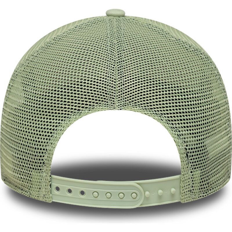 petten-gebogen-groen-snapback-voor-kinderen-a-frame-outdoor-van-new-era petten-gebogen-groen-snapback-voor-kinderen-a-frame-outdoor-van-new-era