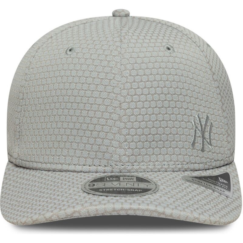 petten-gebogen-grijs-snapback-9seventy-stretch-snap-mesh-flawless-van-new-york-yankees-mlb-van-new-era