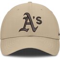 petten-gebogen-beige-verstelbaar-structured-uv-poly-ripstop-van-oakland-athletics-mlb-van-nike