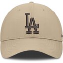 petten-gebogen-beige-verstelbaar-club-structured-uv-poly-ripstop-van-los-angeles-dodgers-mlb-van-nike