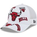 petten-gebogen-wit-snapback-9forty-m-crown-a-frame-all-over-van-chicago-bulls-nba-van-new-era