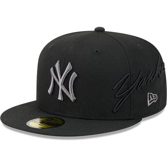 Petten plat zwart fitted 59FIFTY Side Script van New York Yankees MLB van New Era