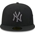 petten-plat-zwart-fitted-59fifty-side-script-van-new-york-yankees-mlb-van-new-era