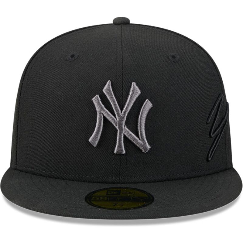 petten-plat-zwart-fitted-59fifty-side-script-van-new-york-yankees-mlb-van-new-era