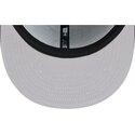 petten-plat-zwart-fitted-59fifty-side-script-van-new-york-yankees-mlb-van-new-era