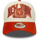 petten-gebogen-beige-snapback-e-frame-wordmark-suede-van-new-york-yankees-mlb-van-new-era