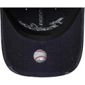 petten-gebogen-marineblauw-verstelbaar-9twenty-distress-wordmark-van-new-york-yankees-mlb-van-new-era