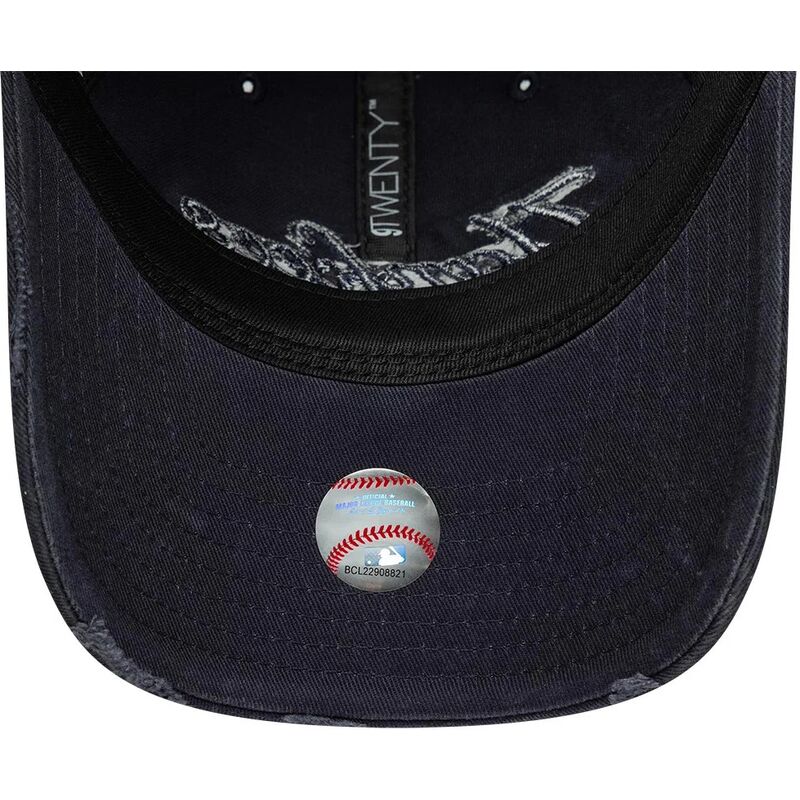 petten-gebogen-marineblauw-verstelbaar-9twenty-distress-wordmark-van-new-york-yankees-mlb-van-new-era