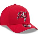 petten-gebogen-bruin-snapback-9forty-m-crown-team-van-tampa-bay-buccaneers-nfl-van-new-era