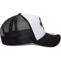 petten-gebogen-zwart-snapback-a-frame-location-icon-van-pigs-eye-garage-van-new-era