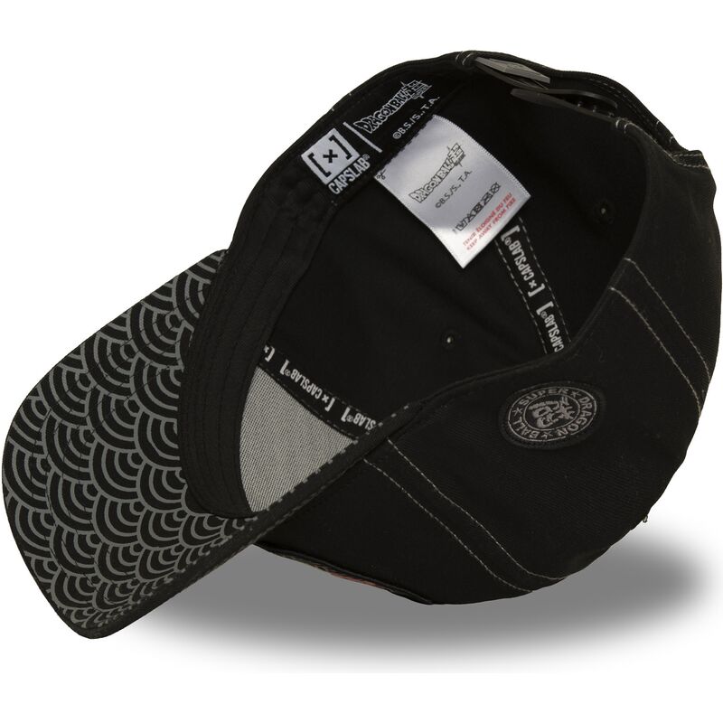 petten-gebogen-zwart-snapback-dbs9-bla-goku-black-dragon-ball-van-capslab