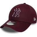 petten-gebogen-rood-verstelbaar-9forty-team-outline-van-new-york-yankees-mlb-van-new-era