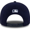 petten-gebogen-marineblauw-snapback-9forty-m-crown-fleece-van-new-york-yankees-mlb-van-new-era