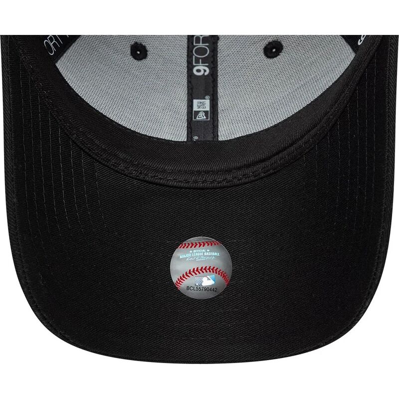 petten-gebogen-zwart-verstelbaar-9forty-infill-van-new-york-yankees-mlb-van-new-era petten-gebogen-zwart-verstelbaar-9forty-infill-van-new-york-yankees-mlb-van-new-era