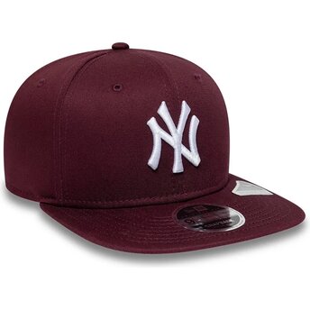 Petten plat rood snapback 9FIFTY Original Fit League Essential van New York Yankees MLB van New Era