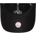 petten-gebogen-zwart-verstelbaar-9twenty-league-essential-van-new-york-yankees-mlb-van-new-era