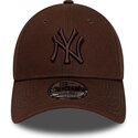 petten-gebogen-bruin-verstelbaar-9forty-league-essential-van-new-york-yankees-mlb-van-new-era