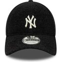 petten-gebogen-zwart-snapback-9forty-winter-borg-van-new-york-yankees-mlb-van-new-era