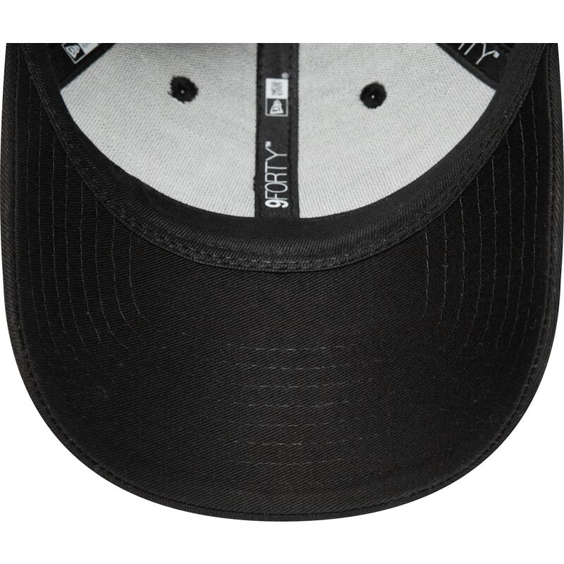 petten-gebogen-zwart-verstelbaar-9forty-league-essential-van-new-york-yankees-mlb-van-new-era petten-gebogen-zwart-verstelbaar-9forty-league-essential-van-new-york-yankees-mlb-van-new-era