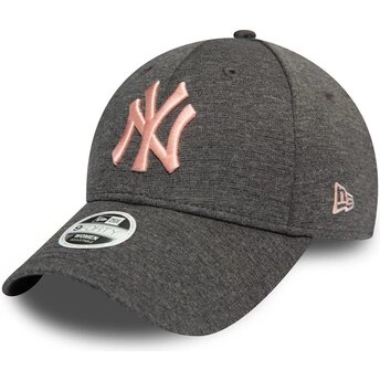 Petten gebogen grijs verstelbaar rosa 9FORTY Tech Jersey van New York Yankees MLB van New Era