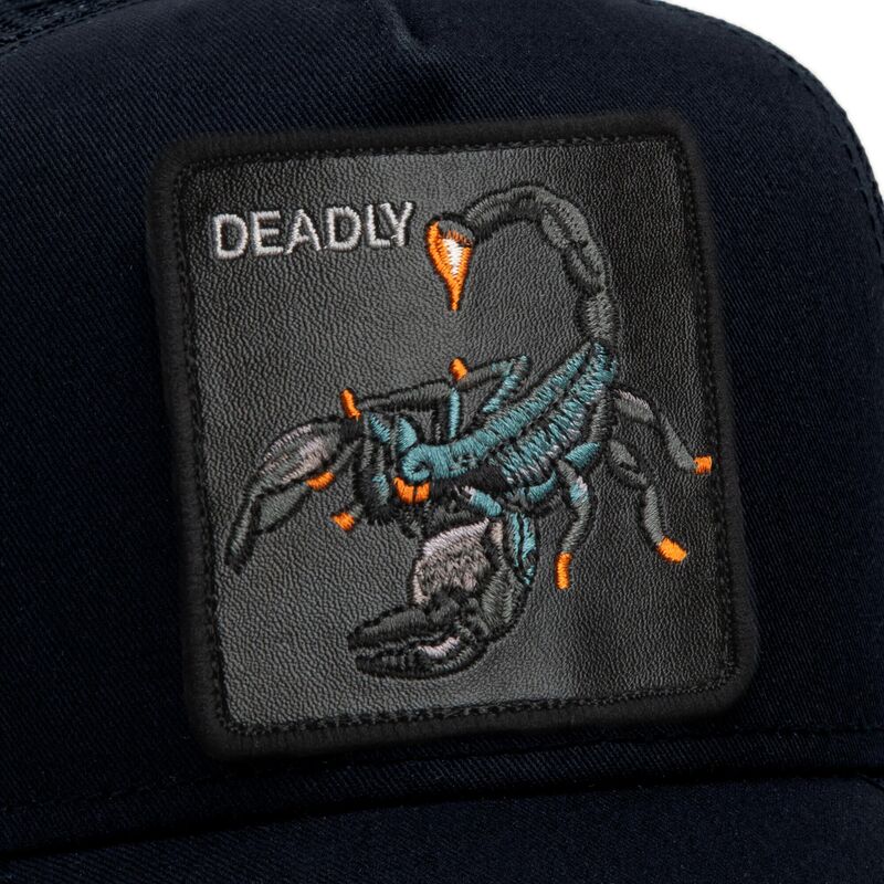 petten-gebogen-zwart-snapback-deadly-scorpion-original-recipe-the-farm-goorin-bros