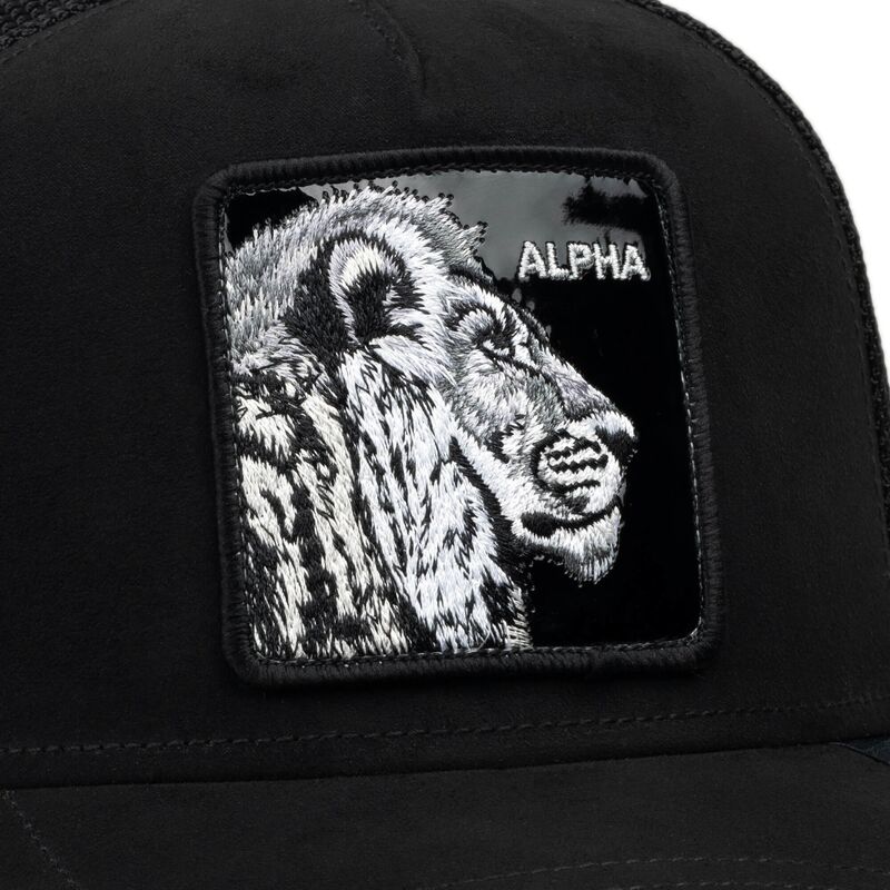 petten-gebogen-zwart-snapback-black-out-lion-blackened-metallic-alpha-the-farm-goorin-bros