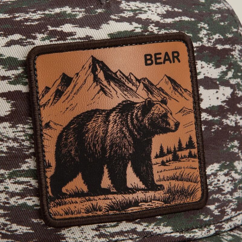 petten-gebogen-camouflage-snapback-engraved-bear-camo-glitch-the-farm-goorin-bros