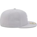 petten-plat-grijs-fitted-59fifty-side-script-van-chicago-white-sox-mlb-van-new-era