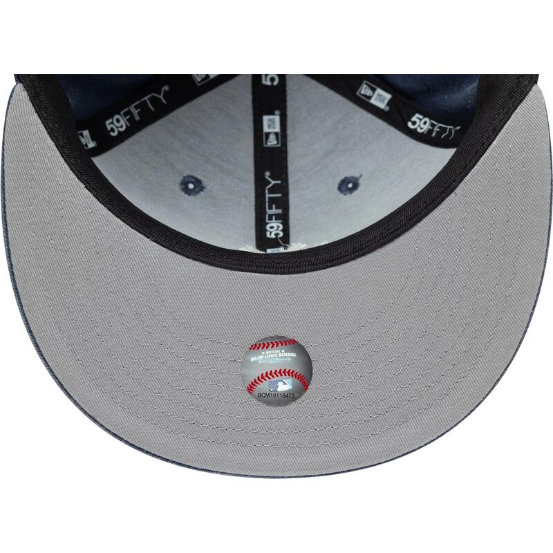 petten-plat-marineblauw-fitted-59fifty-washed-van-new-york-yankees-mlb-van-new-era petten-plat-marineblauw-fitted-59fifty-washed-van-new-york-yankees-mlb-van-new-era
