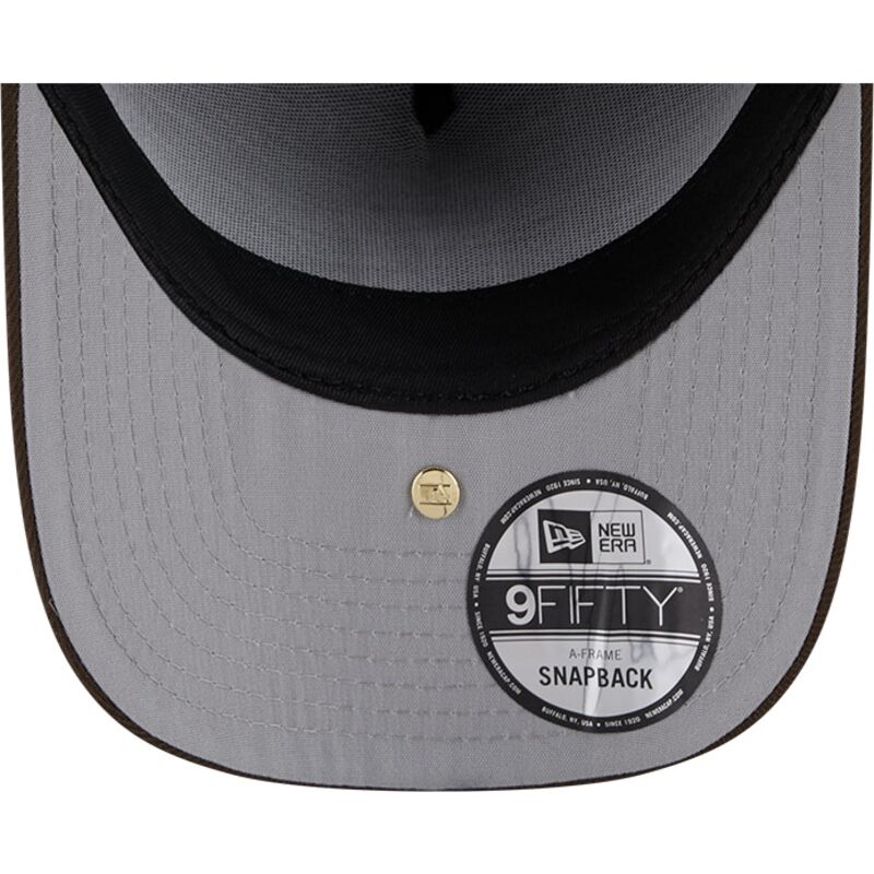 petten-gebogen-bruin-snapback-9fifty-a-frame-precurved-visor-pin-van-new-york-yankees-mlb-van-new-era