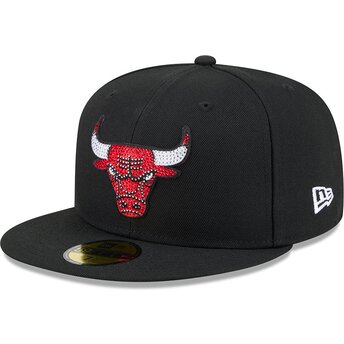 Petten plat zwart fitted 59FIFTY Rhinestone Badge van Chicago Bulls NBA van New Era