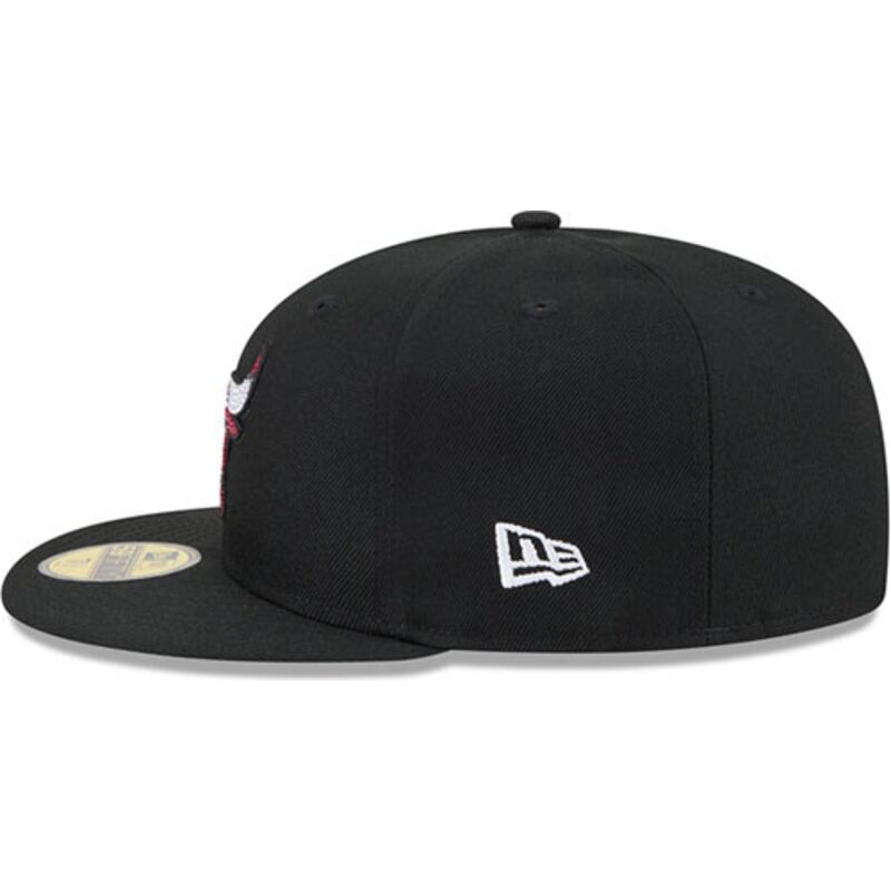 petten-plat-zwart-fitted-59fifty-rhinestone-badge-van-chicago-bulls-nba-van-new-era petten-plat-zwart-fitted-59fifty-rhinestone-badge-van-chicago-bulls-nba-van-new-era