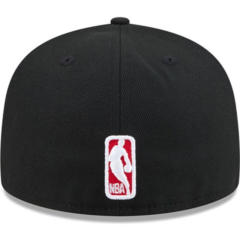 petten-plat-zwart-fitted-59fifty-rhinestone-badge-van-chicago-bulls-nba-van-new-era petten-plat-zwart-fitted-59fifty-rhinestone-badge-van-chicago-bulls-nba-van-new-era
