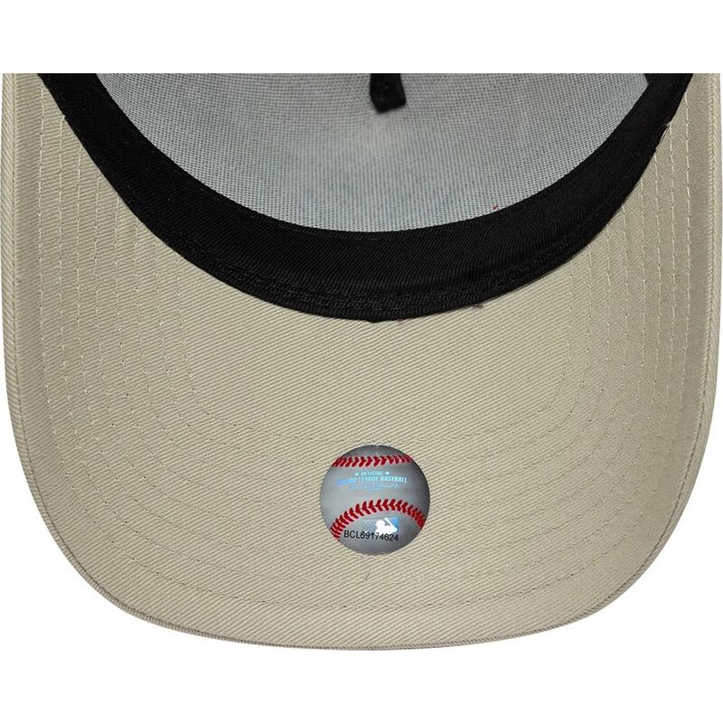 petten-gebogen-beige-snapback-a-frame-league-essential-van-new-york-yankees-mlb-van-new-era petten-gebogen-beige-snapback-a-frame-league-essential-van-new-york-yankees-mlb-van-new-era