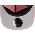 petten-gebogen-roze-verstelbaar-19twenty-precurved-corduroy-pastel-van-new-york-yankees-mlb-van-new-era
