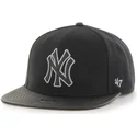 petten-plat-zwart-snapback-van-new-york-yankees-mlb-van-47-brand