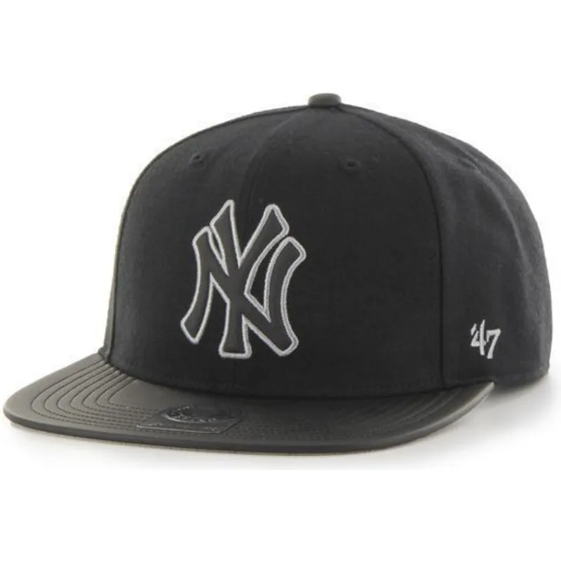 petten-plat-zwart-snapback-van-new-york-yankees-mlb-van-47-brand