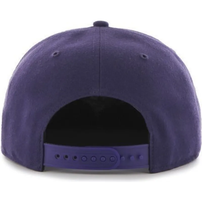 petten-plat-paars-snapback-lateral-van-new-york-yankees-mlb-van-47-brand