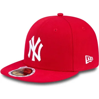 petten-plat-rood-fitted-voor-kinderen-59fifty-essential-van-new-york-yankees-mlb-van-new-era
