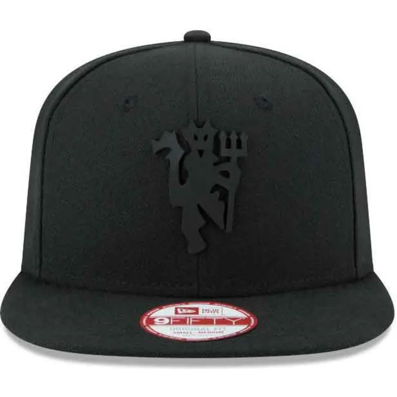 petten-plat-zwart-snapback-9fifty-black-on-black-van-manchester-united-football-club-premier-league-van-new-era petten-plat-zwart-snapback-9fifty-black-on-black-van-manchester-united-football-club-premier-league-van-new-era